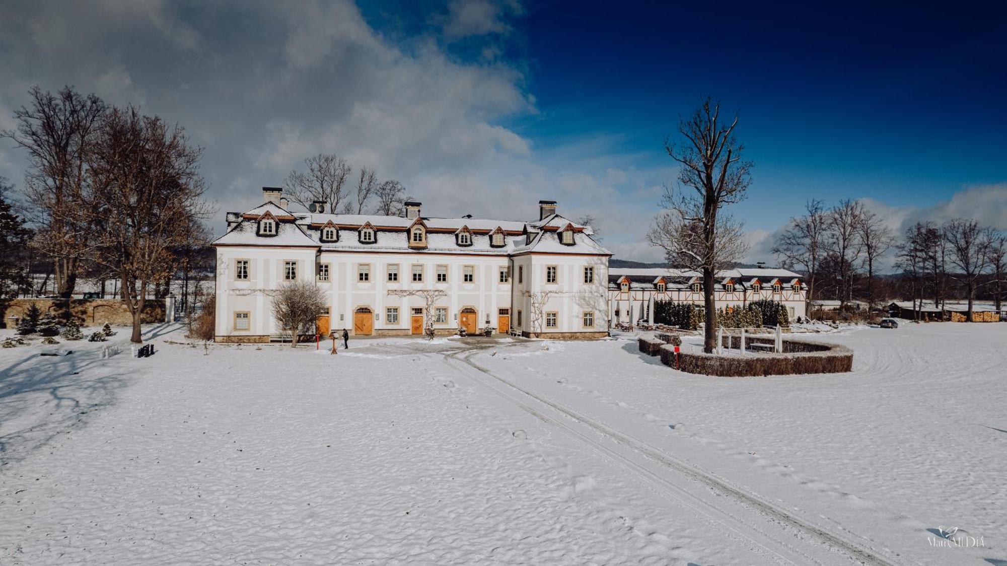 Palac Pakoszow Schlosshotel Wernersdorf Jelenia Góra Esterno foto