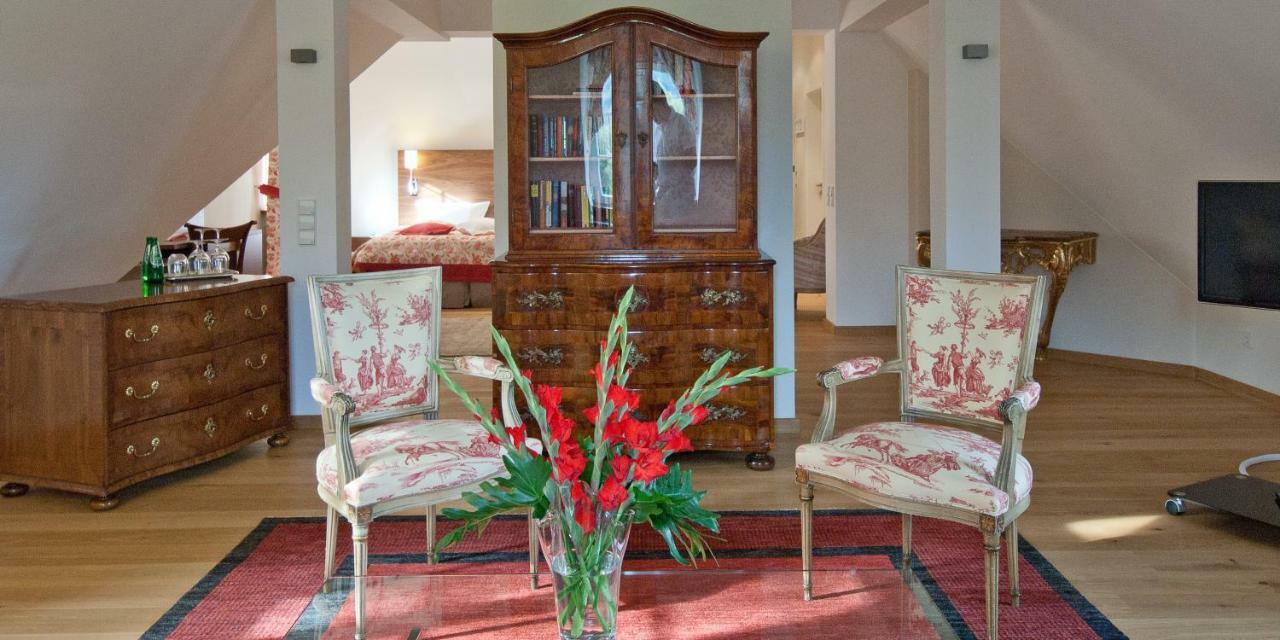 Palac Pakoszow Schlosshotel Wernersdorf Jelenia Góra Esterno foto Interior of the house