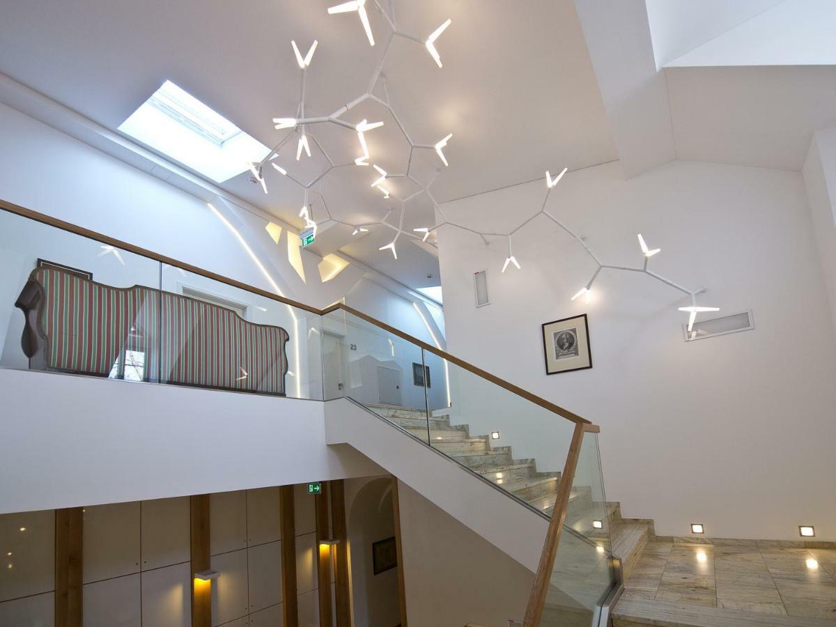 Palac Pakoszow Schlosshotel Wernersdorf Jelenia Góra Esterno foto Interior of the museum